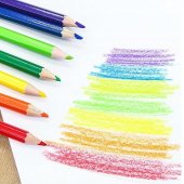 Set 168 piese pentru copii sau adulti, pixuri de colorat, creioane colorate si vopsele de pictura